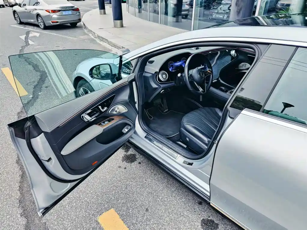 Mercedes-Benz EQS 2025 — фото 13