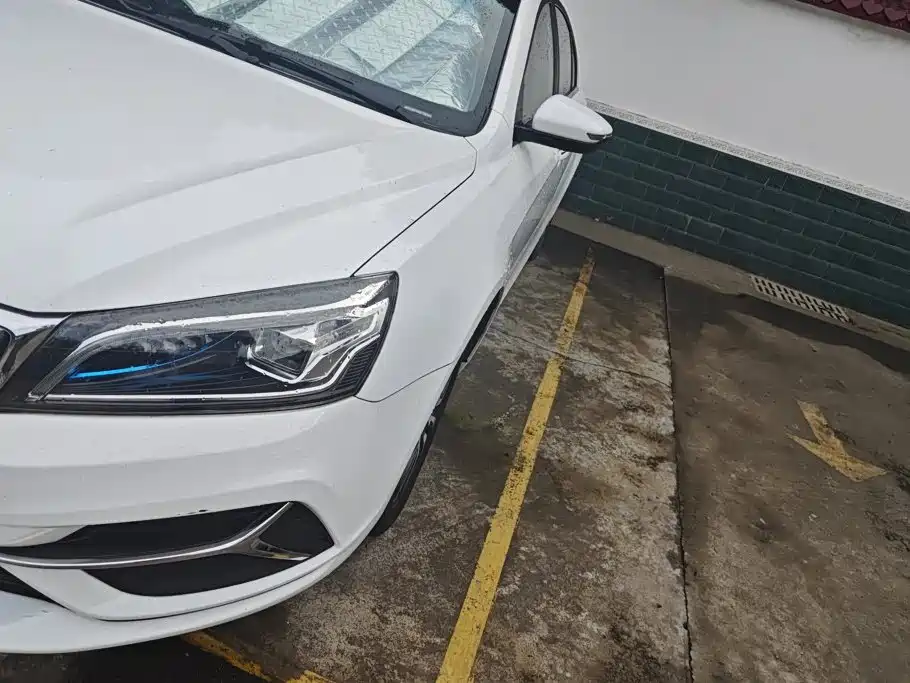 Geely Emgrand 2019