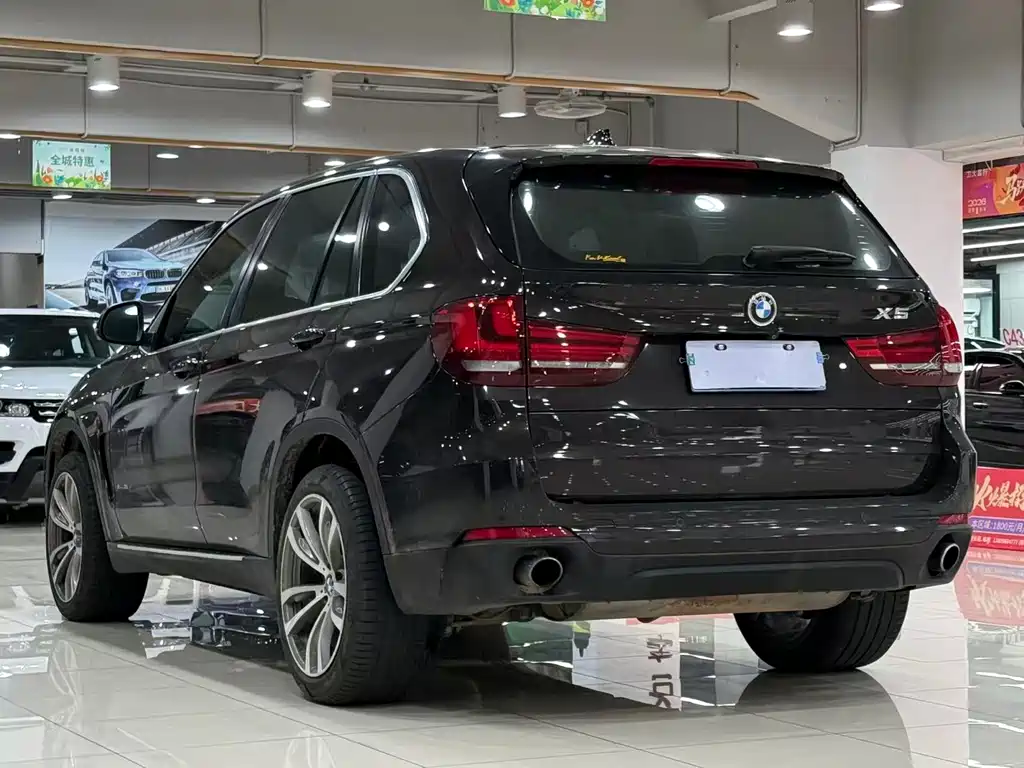 BMW X5 2017 — фото 16