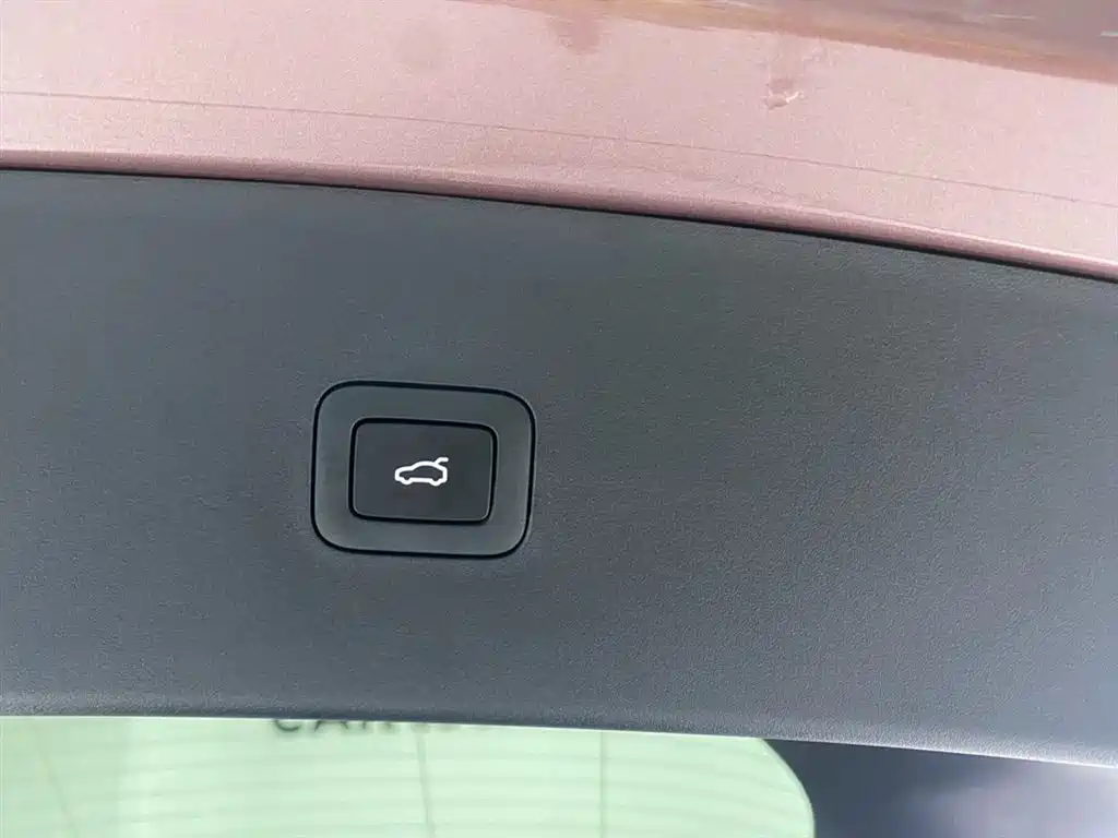Xiaomi YU7 2025 — фото 23