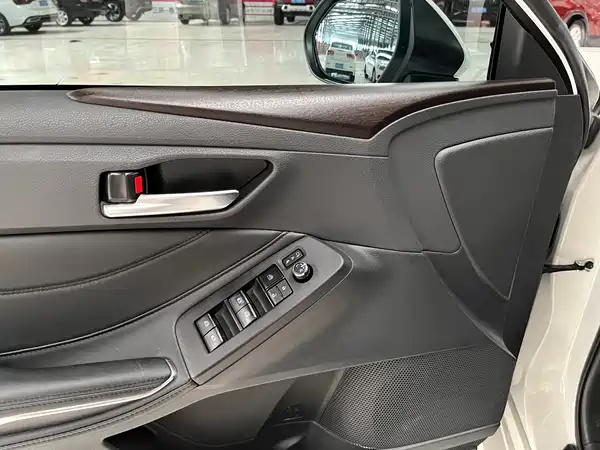 Toyota Avalon 2021