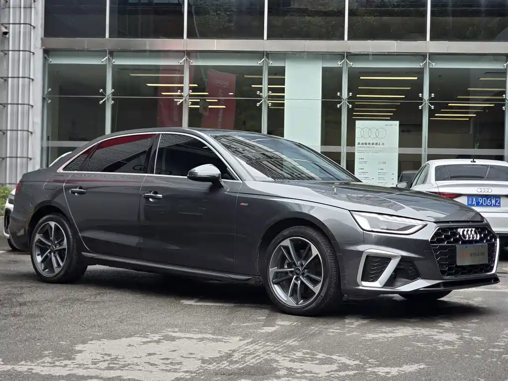 Audi A4L 2023 — фото 3