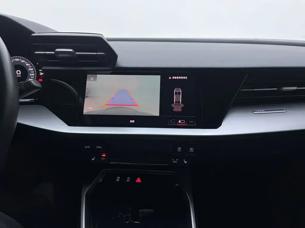 Audi A3 2022 — фото 10