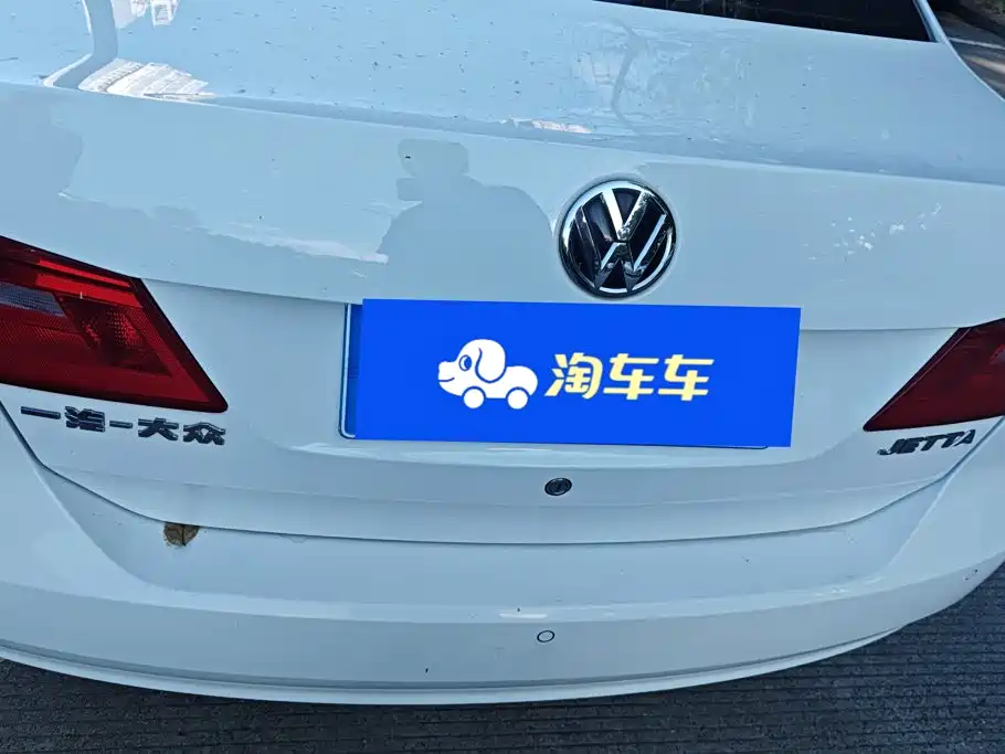 Volkswagen Jetta 2015