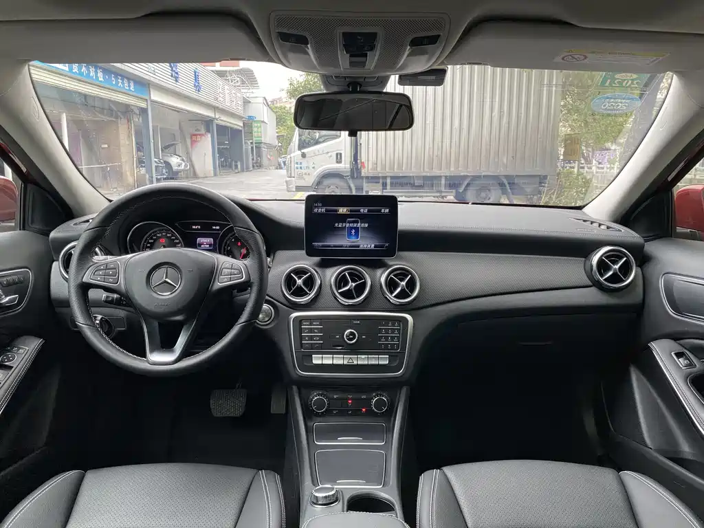 Mercedes-Benz GLA 2019 — фото 11