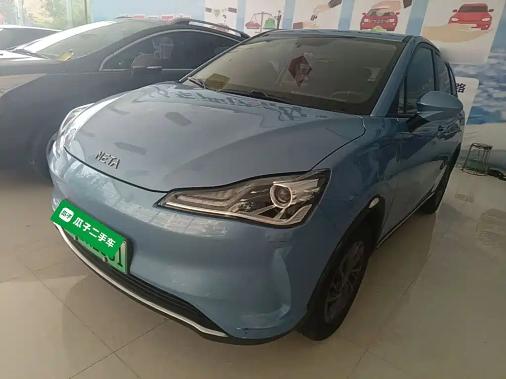 Neta V 2022