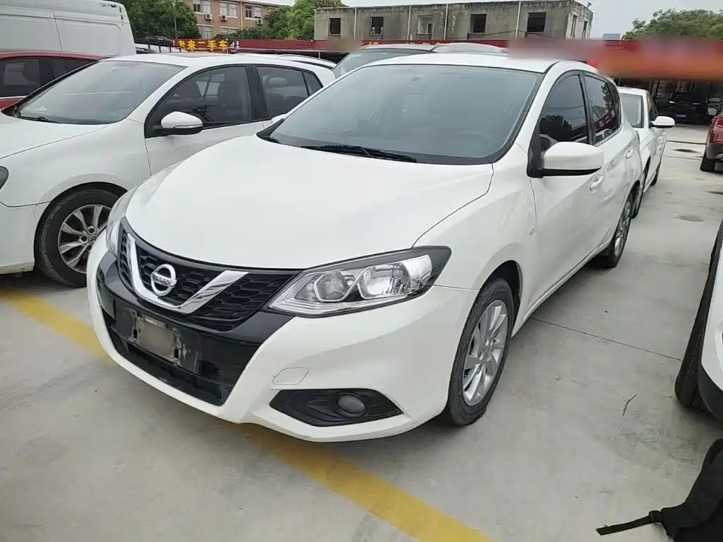 Nissan Tiida 2020