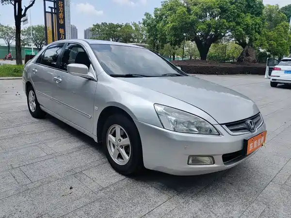 Honda Accord 2005