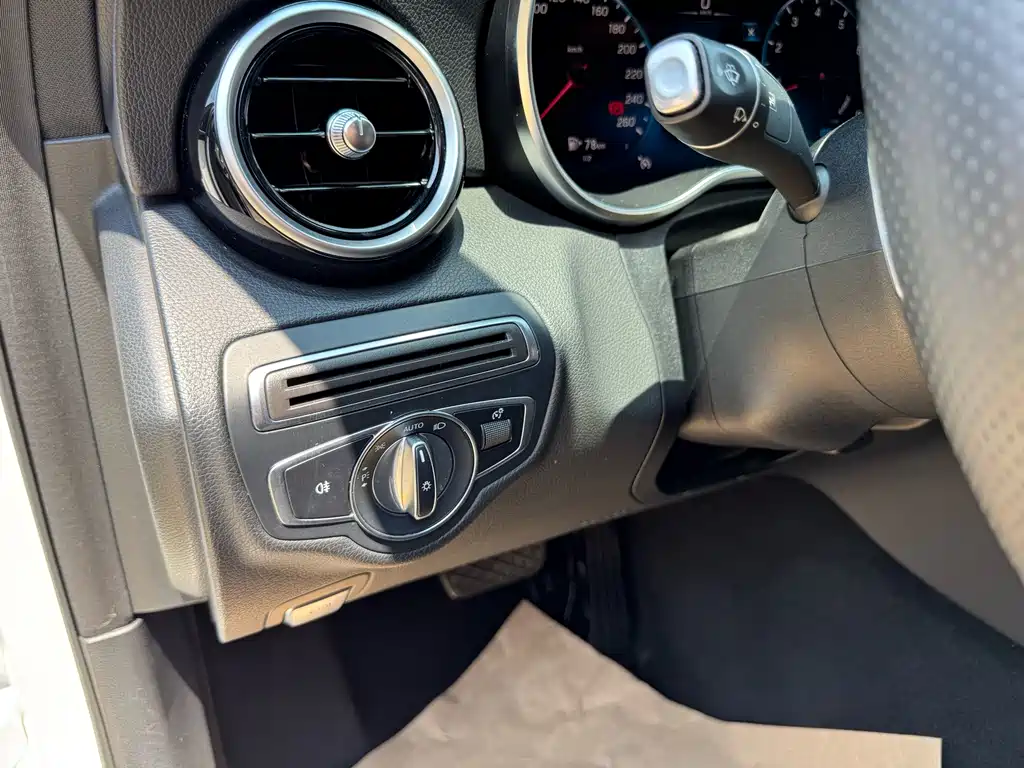 Mercedes-Benz C-Class 2020 — фото 22