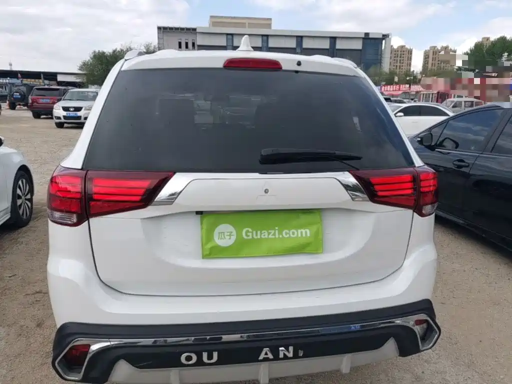 Mitsubishi Outlander 2017