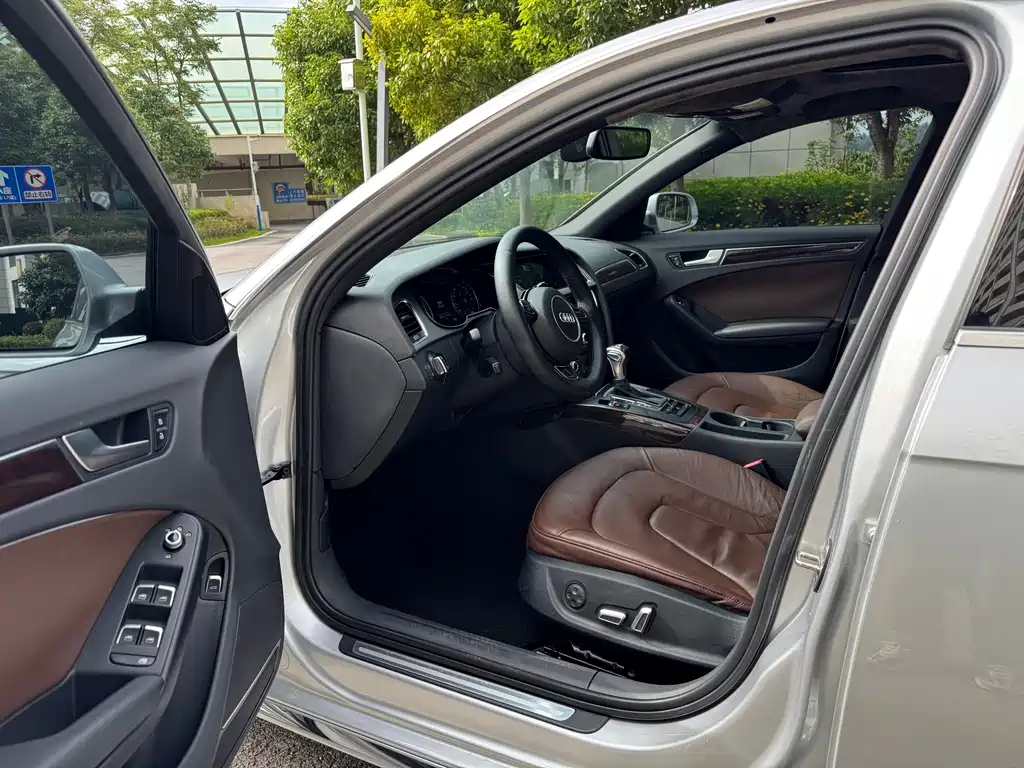 Audi A4L 2016