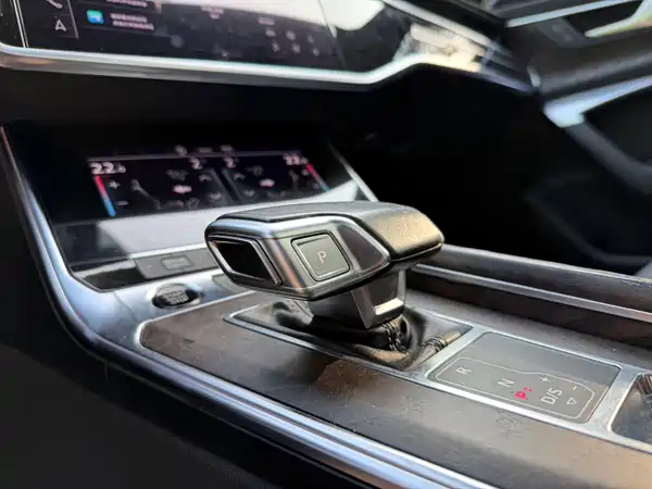 Audi A6L 2021