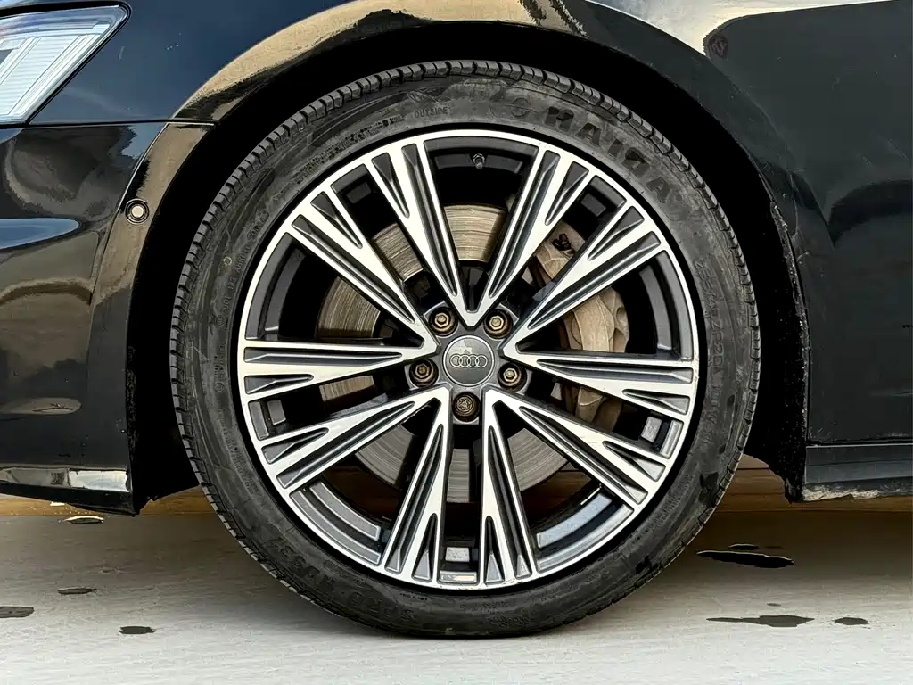 Audi A6L 2021 — фото 11