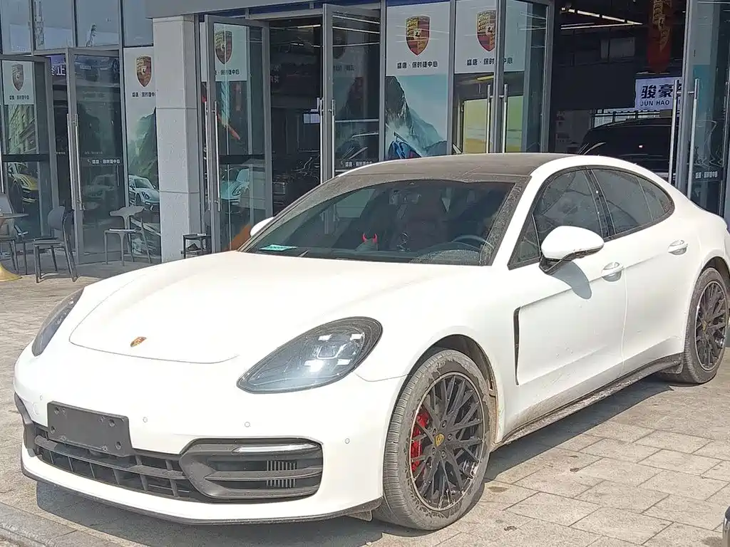 Porsche Panamera 2020 — фото 1