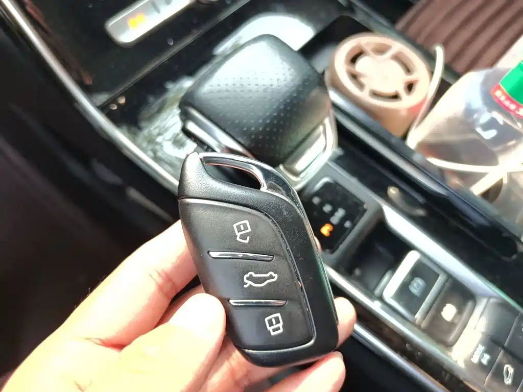 Roewe RX5 MAX 2021 — фото 21