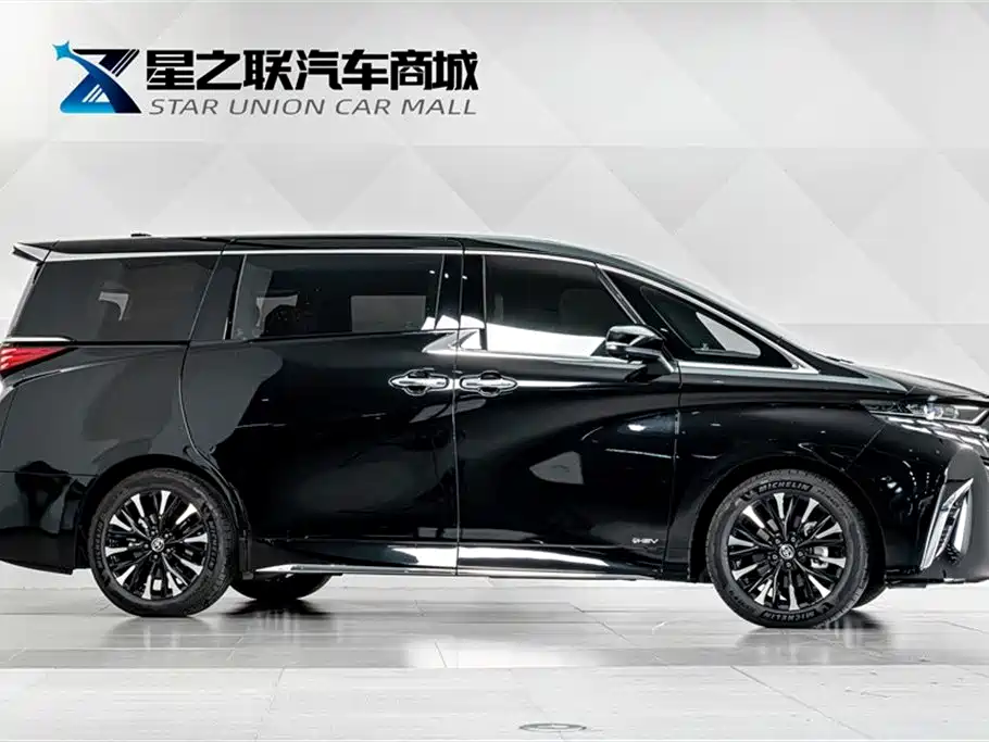 Toyota Alphard 2025 — фото 5