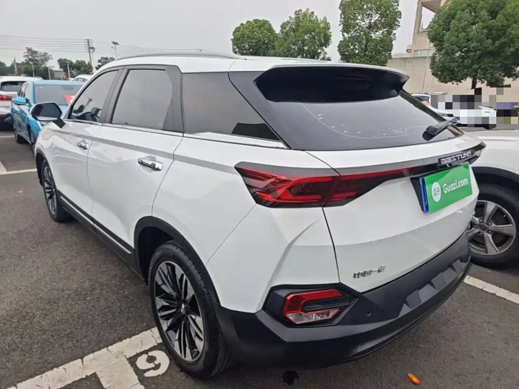 Bestune T77 2019
