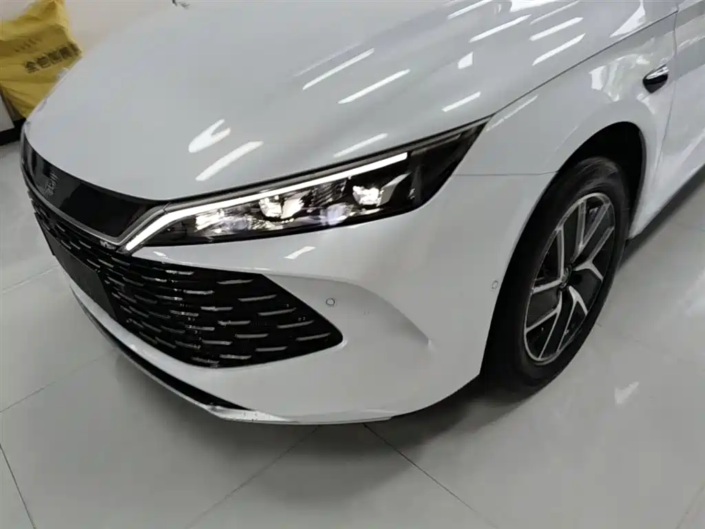 BYD Qin L 2026 — фото 24