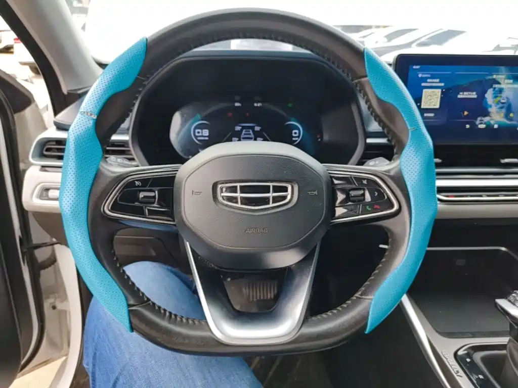 Geely Emgrand 2022 — фото 3