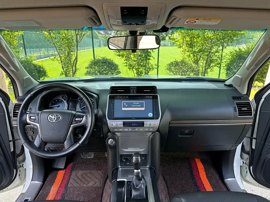 Toyota Prado 2019 — фото 6