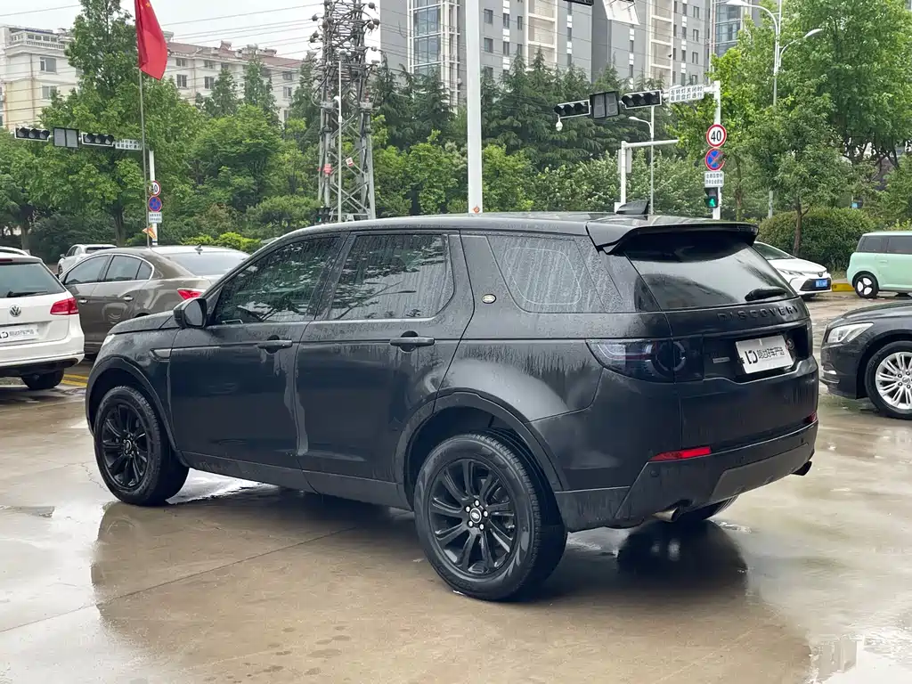 Land Rover Discovery Sport 2018 — фото 9