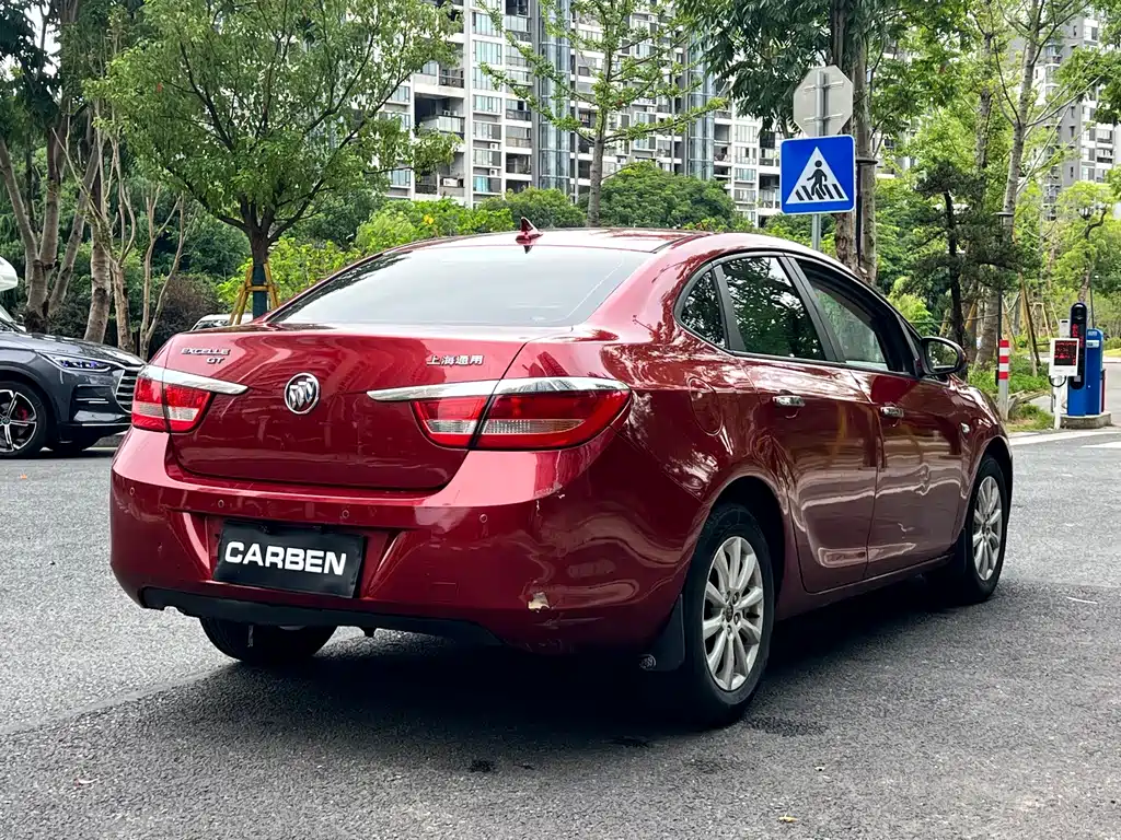 Buick Excelle 2013