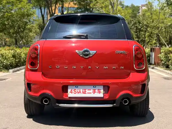 MINI Countryman 2014