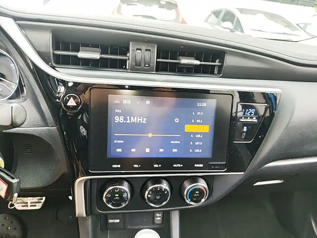 Toyota Levin 2018 — фото 10