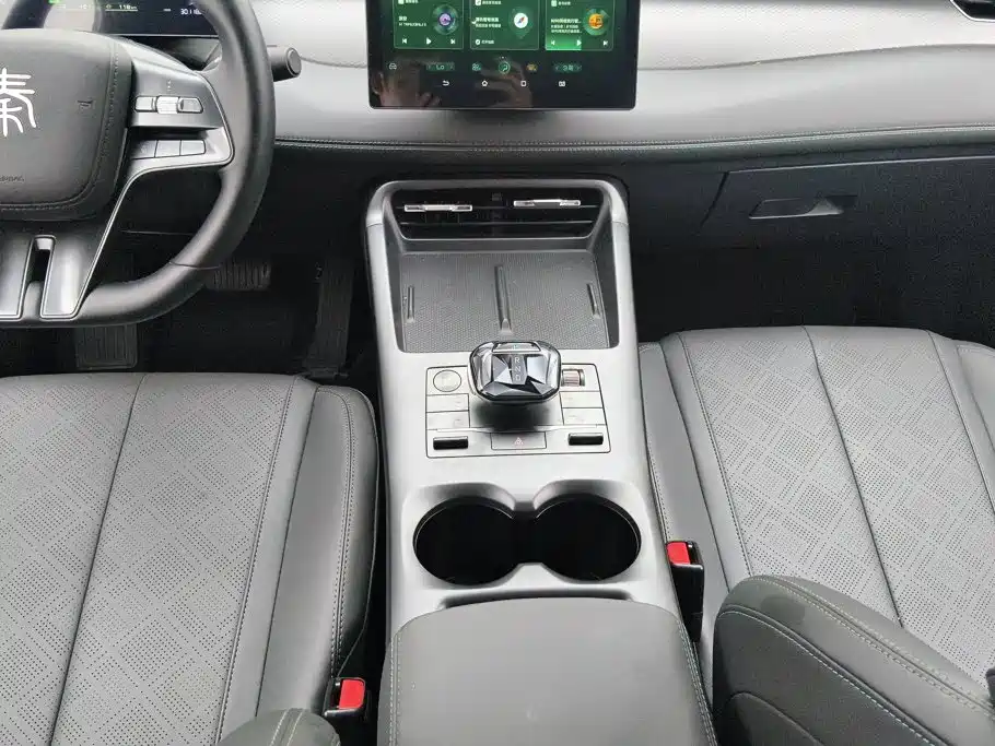 BYD Qin PLUS 2025 — фото 16