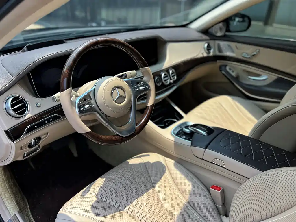 Mercedes-Benz S-Class 2017 — фото 17