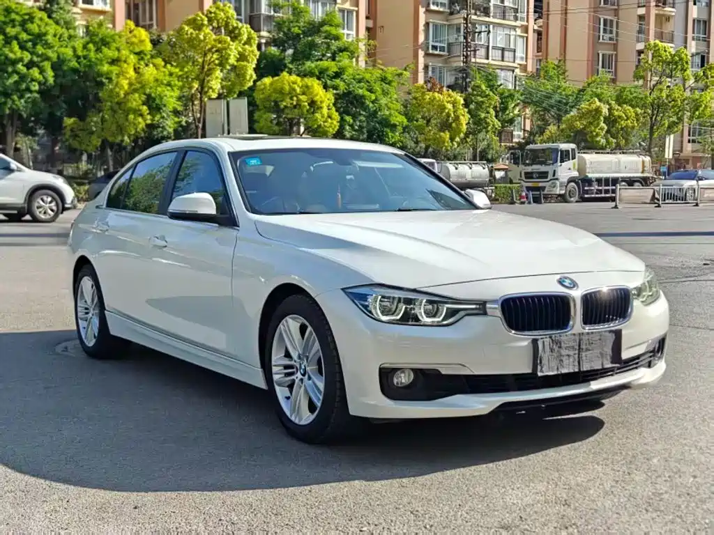 BMW 3 Series 2016