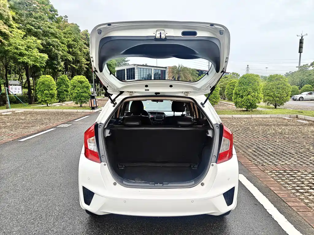 Honda Fit 2014 — фото 9