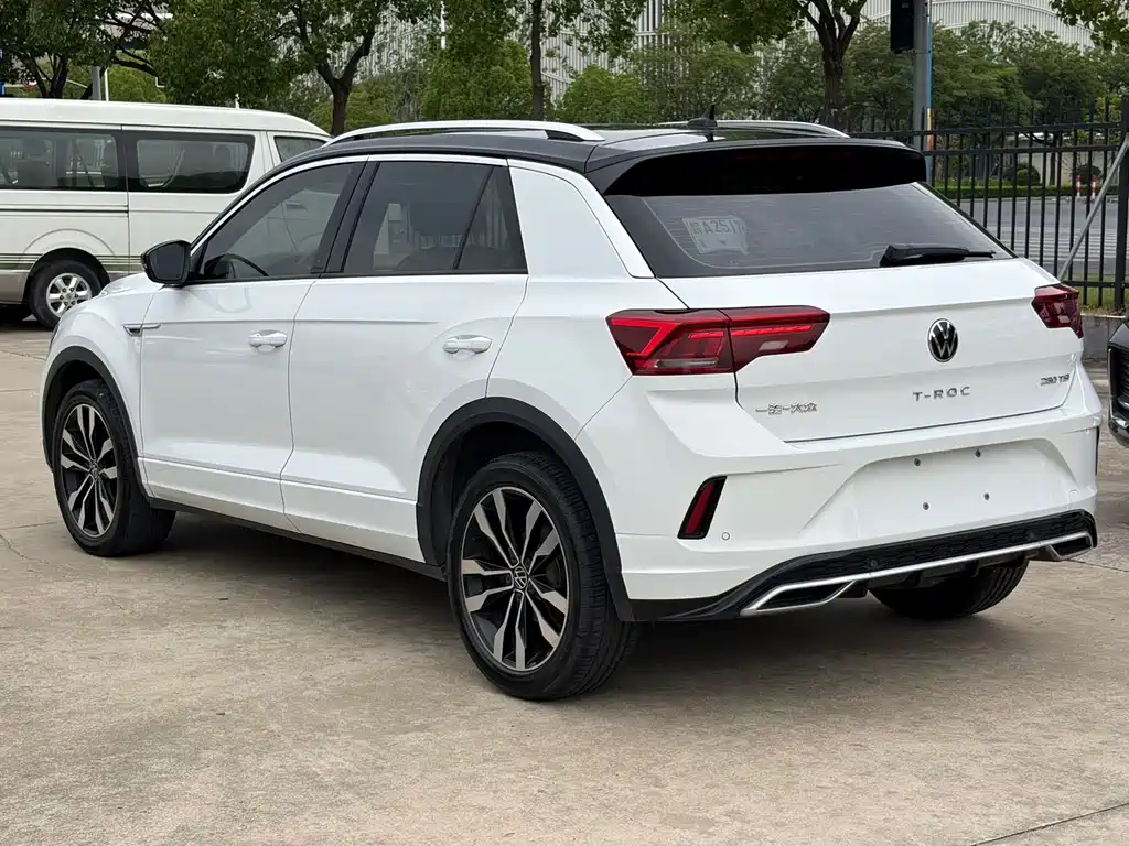 Volkswagen T-Roc 2022 — фото 5