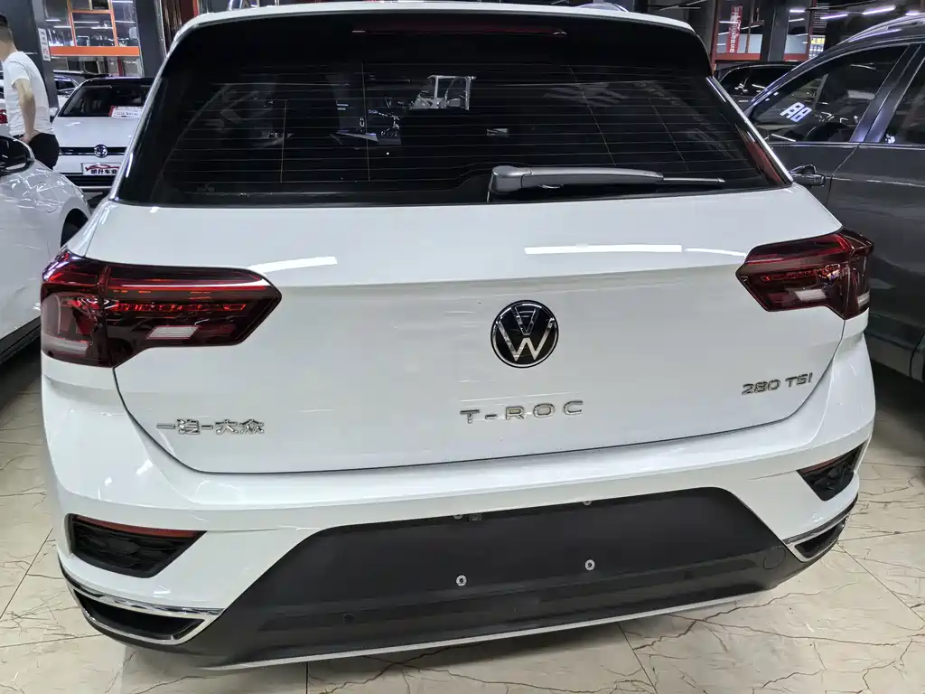 Volkswagen T-Roc 2021 — фото 5