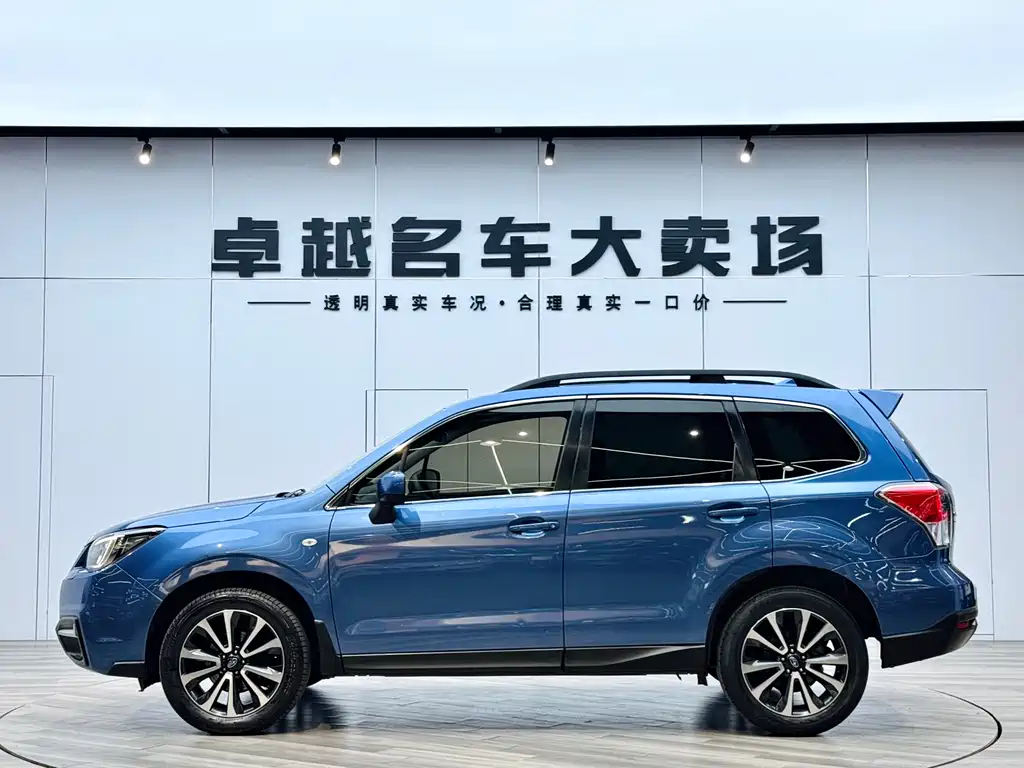 Subaru Forester 2018 — фото 4