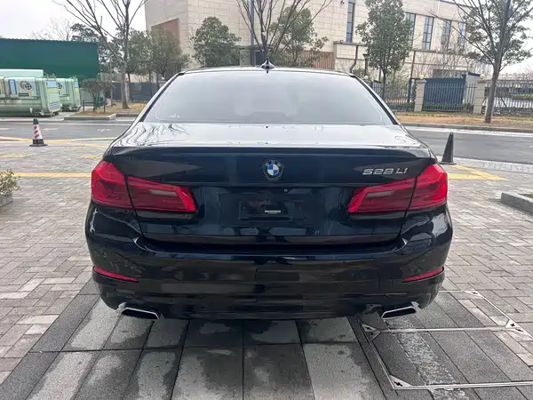 BMW 5 Series 2018
