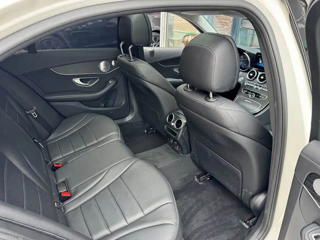 Mercedes-Benz C-Class 2021 — фото 20