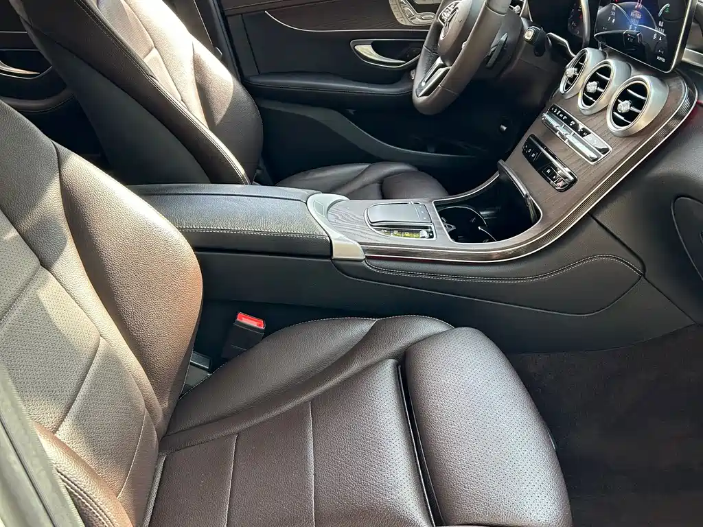 Mercedes-Benz GLC 2021 — фото 14
