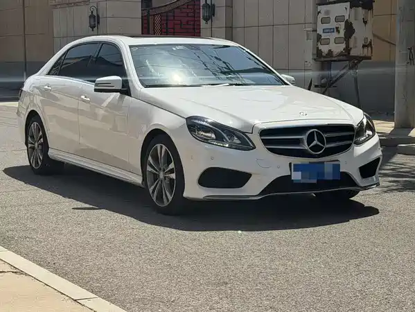 Mercedes-Benz E-Class 2015