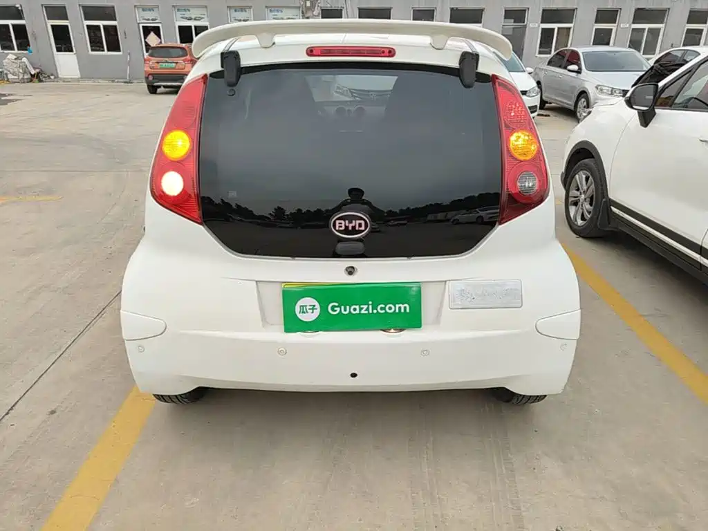BYD F0 2016