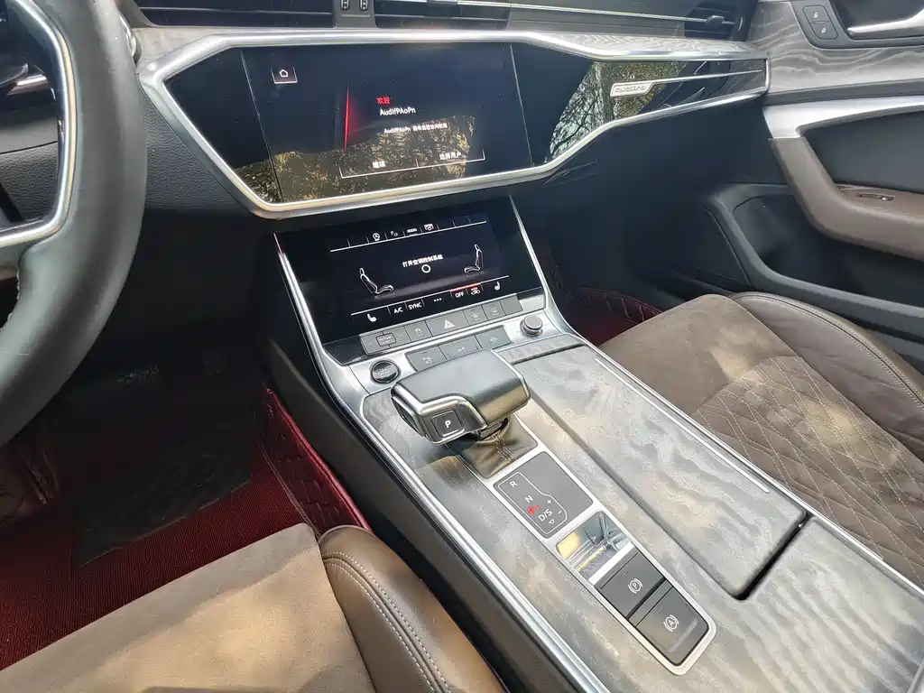 Audi A7L 2022 — фото 18