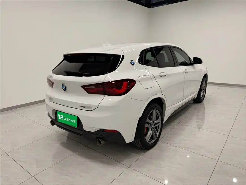 BMW X2 2022 — фото 7