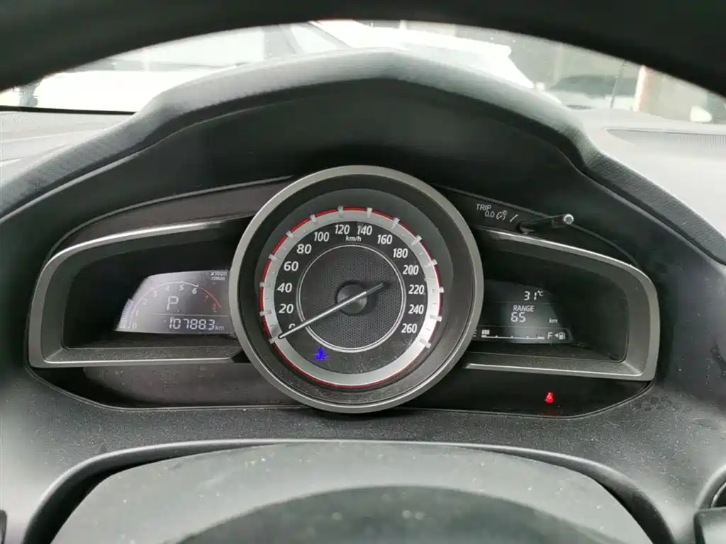 Mazda 3 Axela 2016 — фото 12