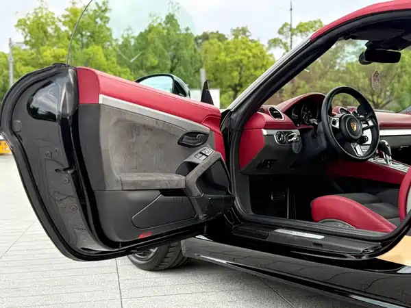 Porsche 718 2023