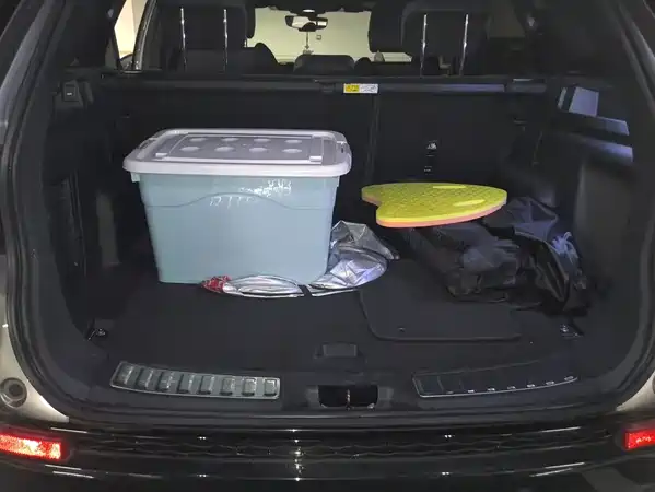 Land Rover Discovery Sport 2021