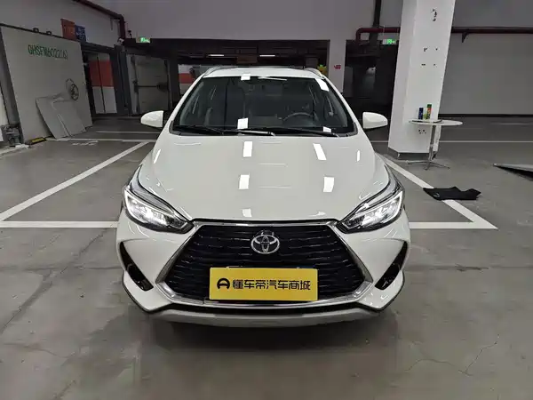 Toyota Yaris L 2022