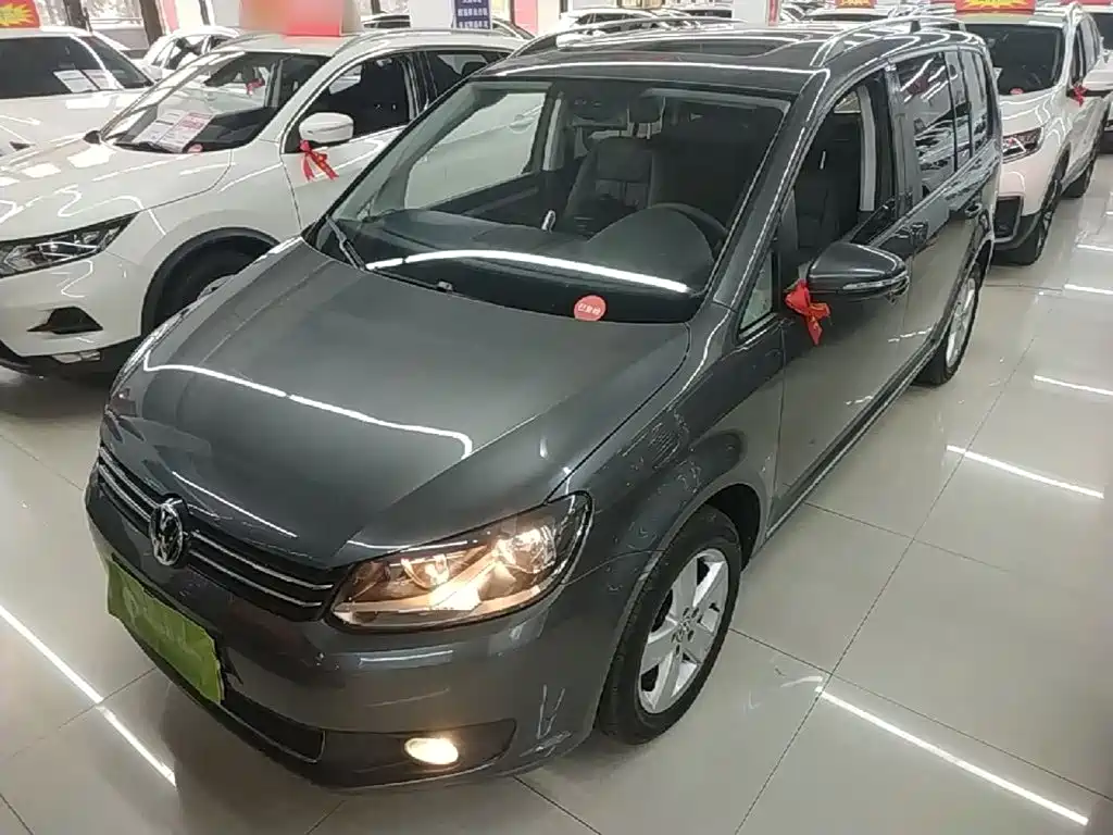 Volkswagen Touran 2015