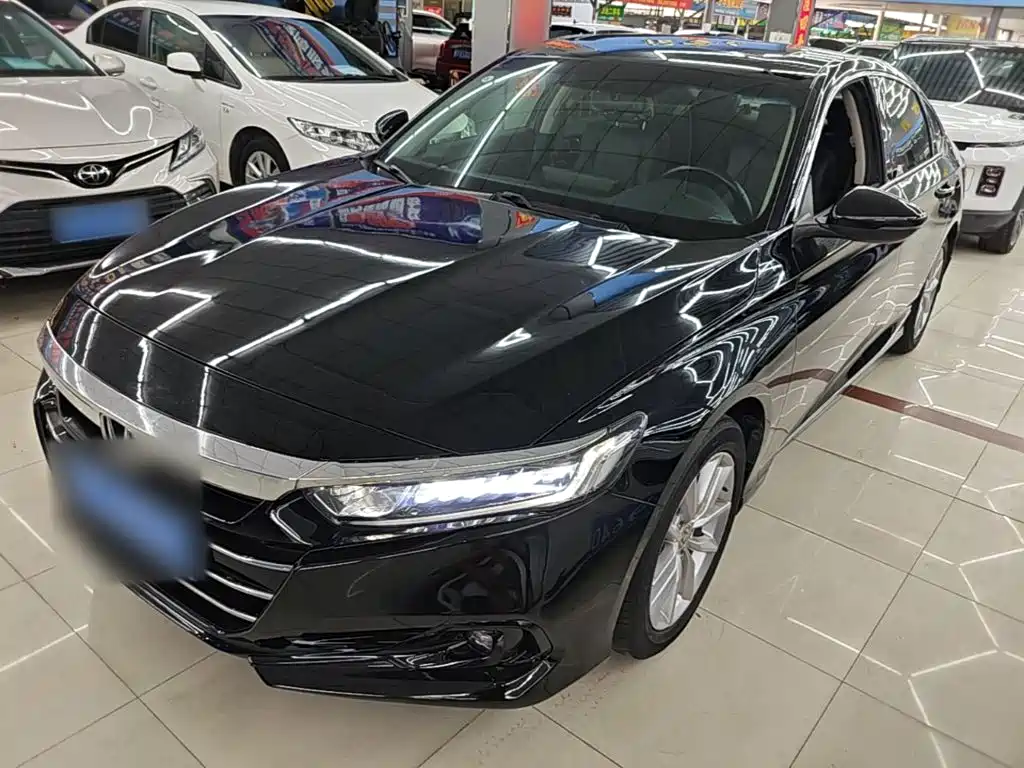 Honda Accord 2022 — фото 1