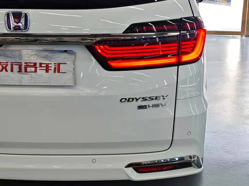Honda Odyssey 2022 — фото 21