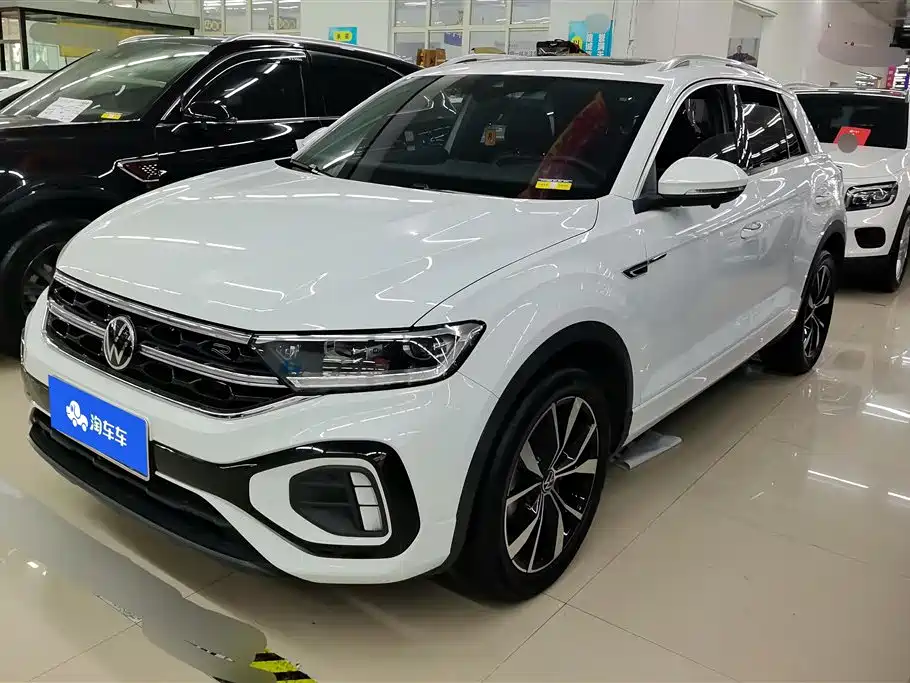 Volkswagen T-Roc 2023 — фото 1
